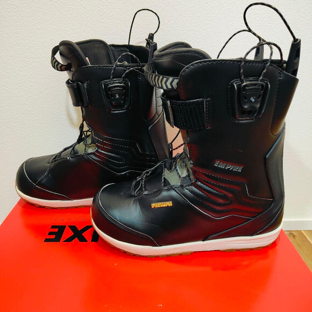 ディーラックス　エンパイア 26.5cm