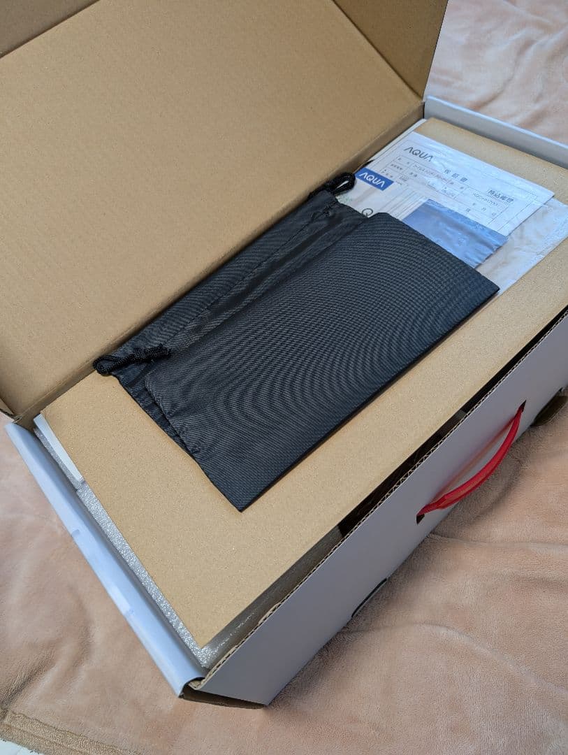 アクア　ハンディ掃除機　AQC-HH700