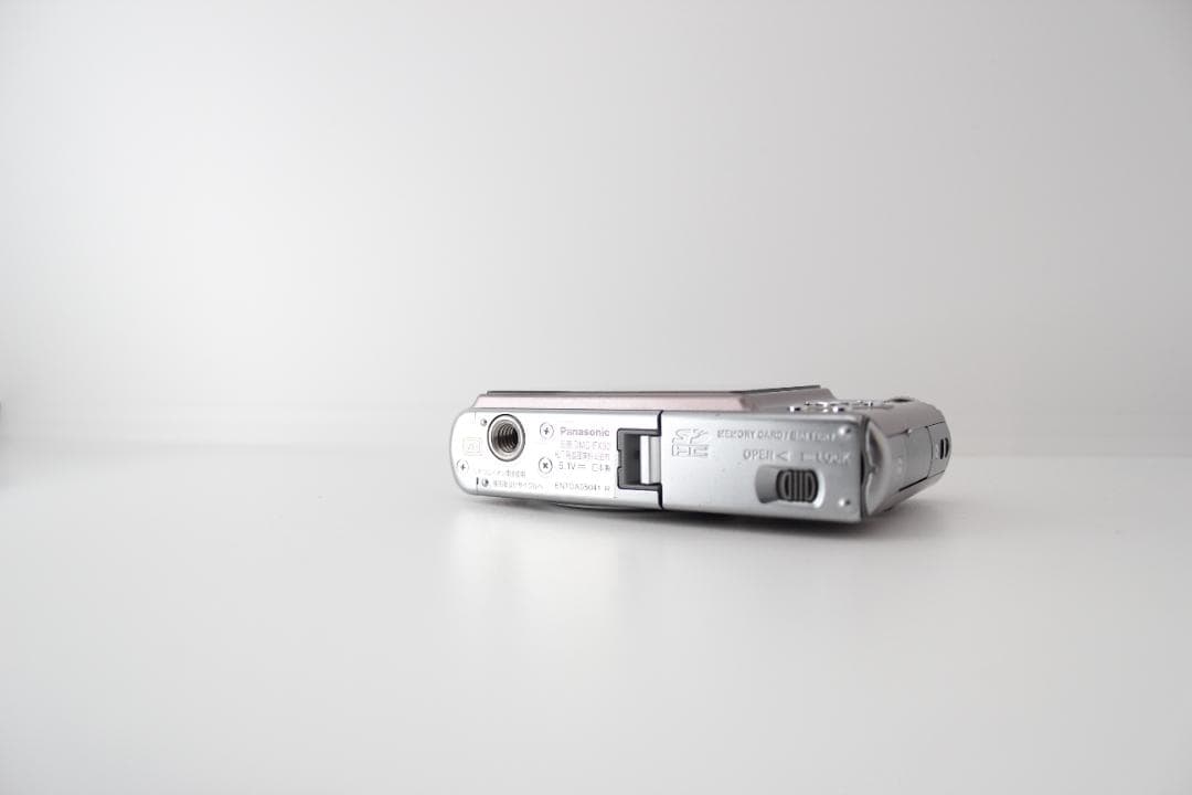 （極美品）Panasonic LUMIX DMC-FX30