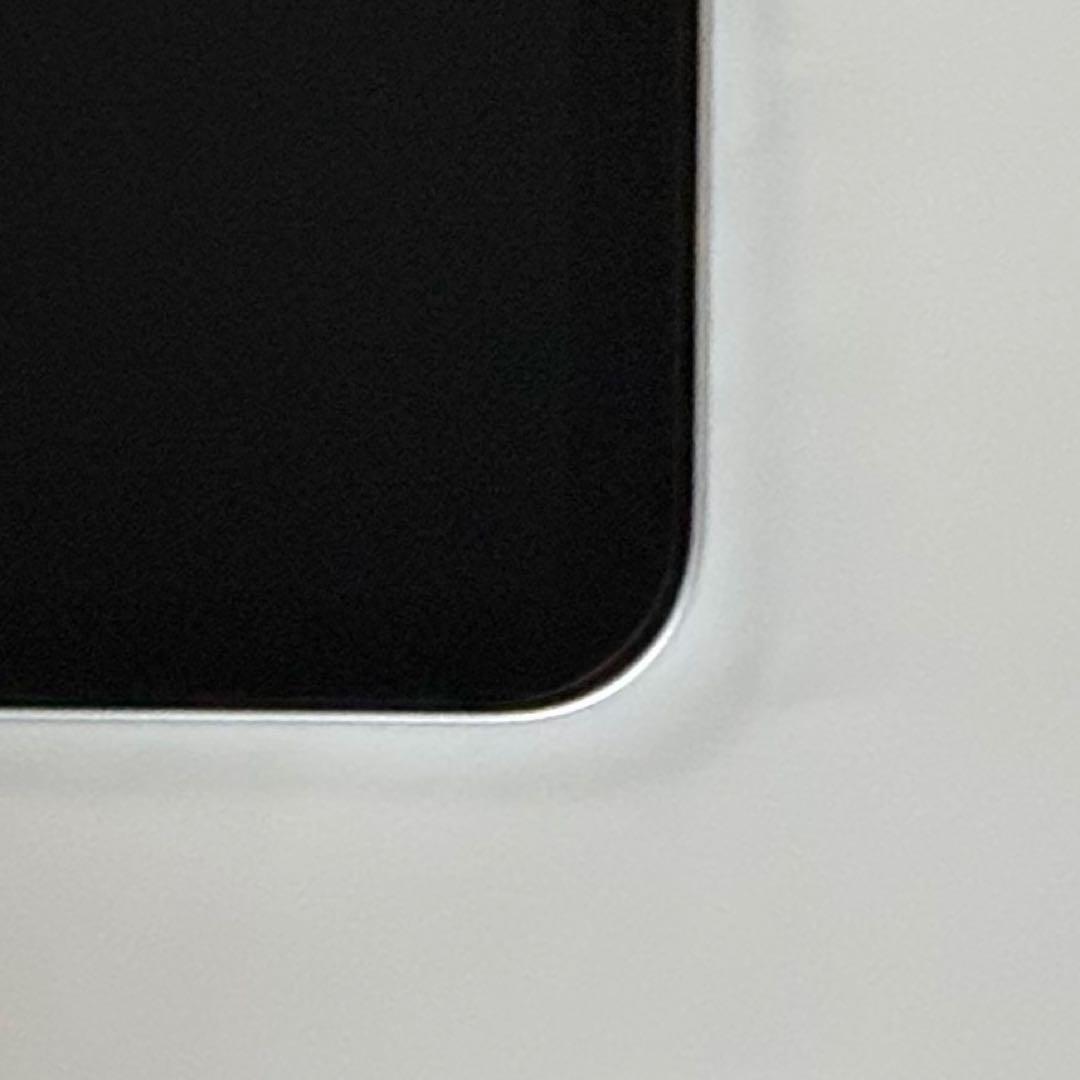 iPad 第11世代 A16 極美品 バッテリー100% 保証残あり