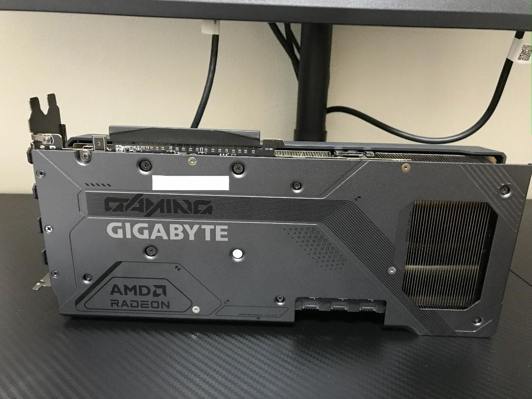 グラフィックボード・グラボ・ビデオカード GIGABYTE Radeon RX9070XT GAMING OC 16G