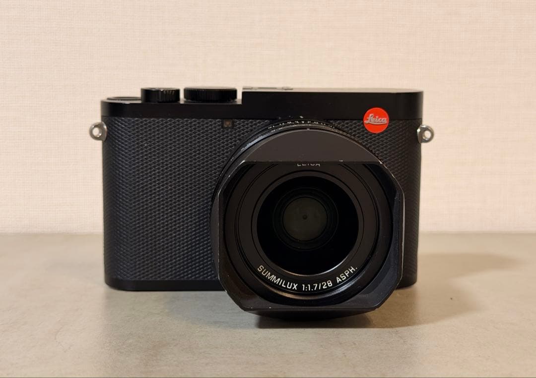 Leica Q2_予備バッテリー付き