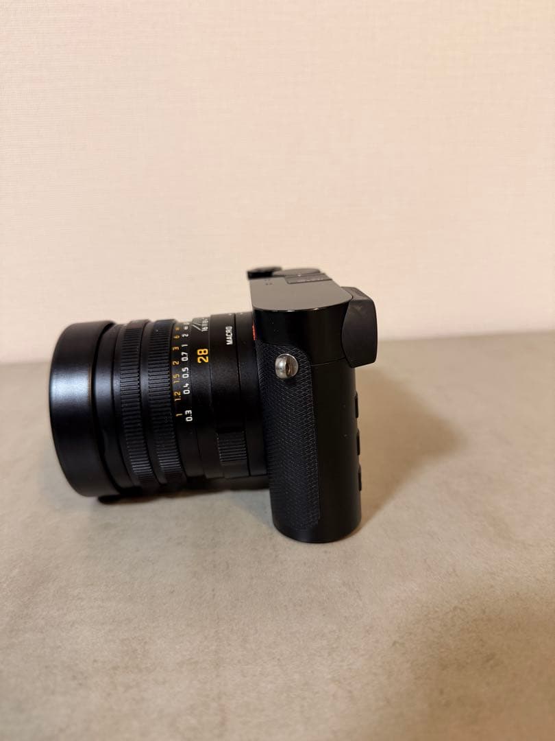 Leica Q2_予備バッテリー付き