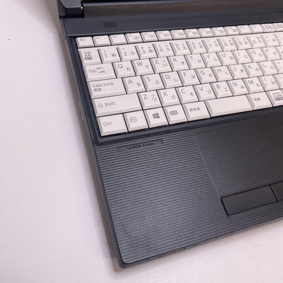 #844 富士通 Lifebook A577/S i5-7300U 8GB