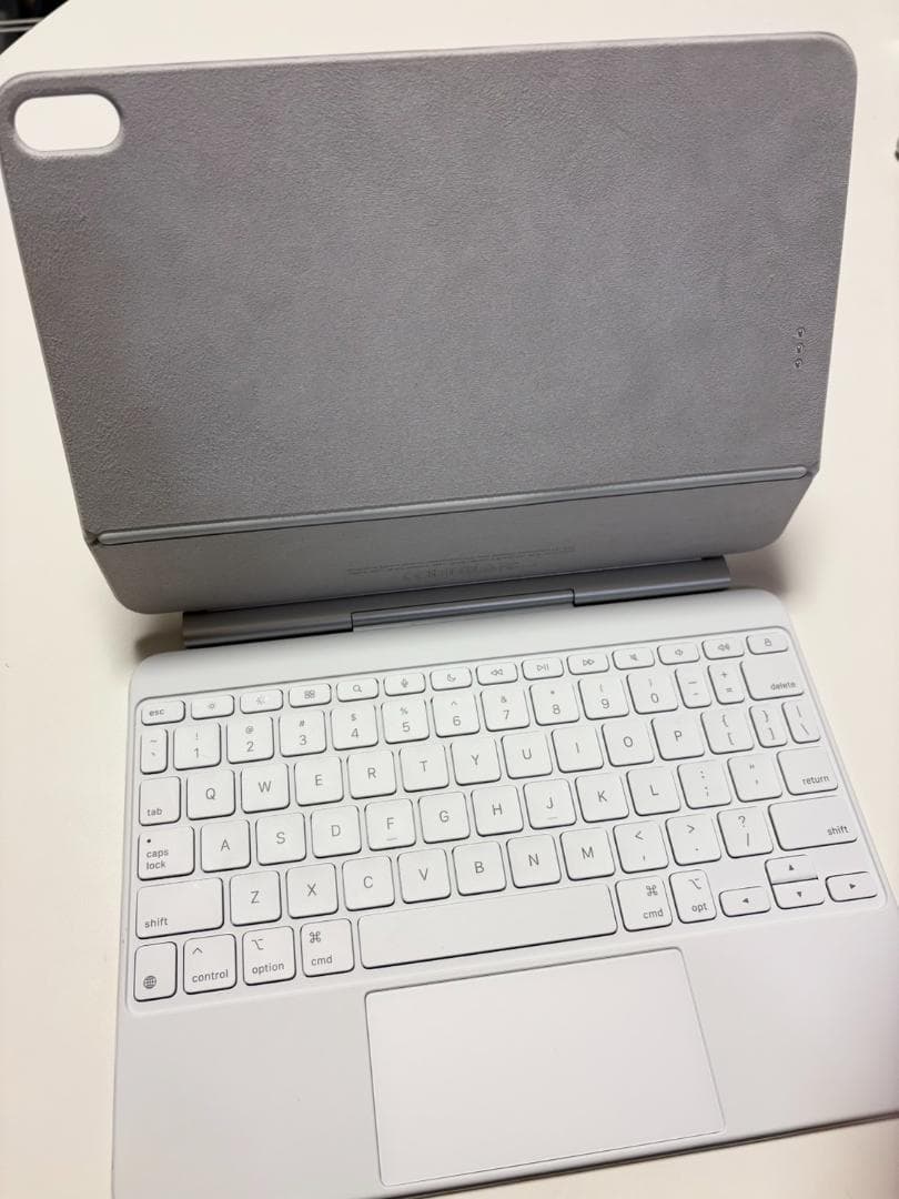11インチiPad Air Apple Magic Keyboard (US）白