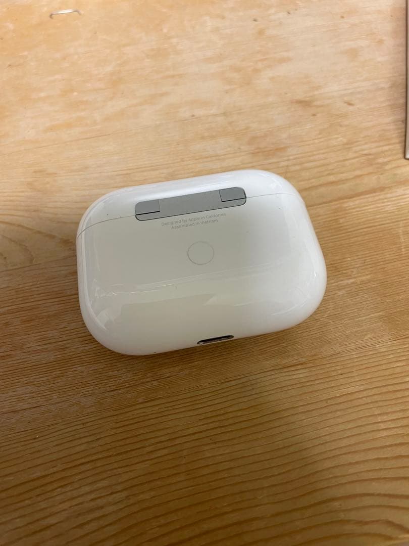 Apple AirPods Pro2 本体 充電ケース付き　イヤホンは左のみ