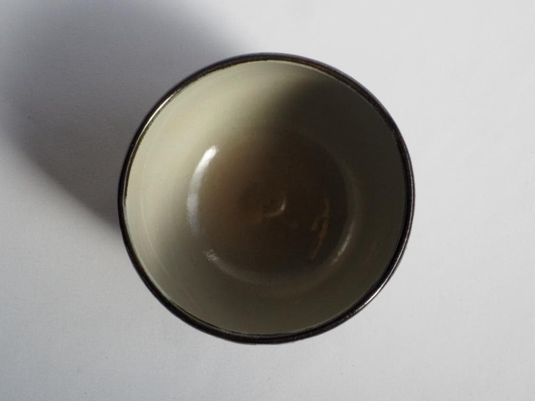 17代永樂善五郎造（而全）『梅に絵馬茶碗』 (共箱)　千家十職