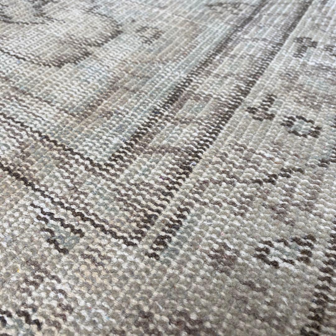 最終値下げ❣️ウール100%シャビ　アンティーク風ラグ