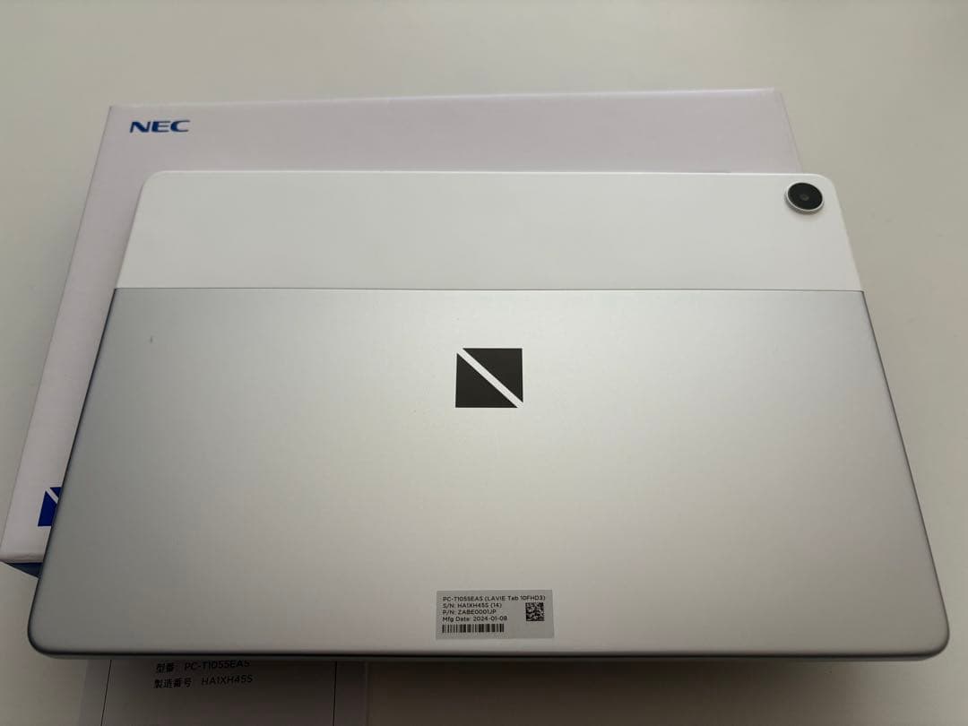 NEC LAVIE Tab T10 シルバー 本体