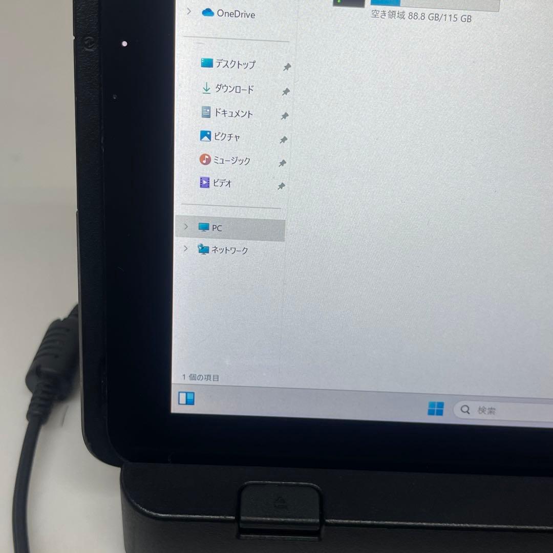 #384 富士通ARROWS Tab Q509/VB Celeron N4100