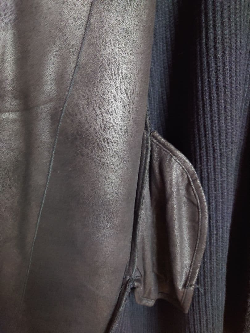 お値下げしました。クールカレアン　フード付き黒ジップアップコート