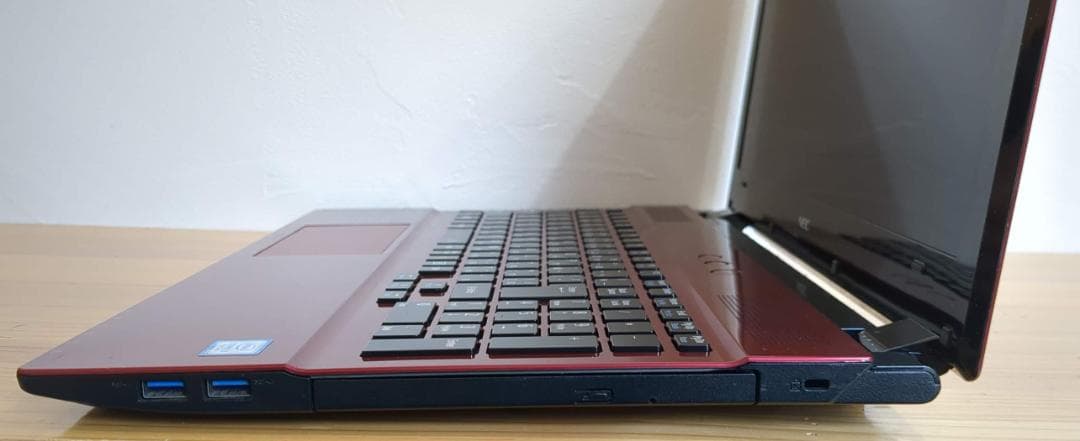 NEC corei5 第7世代 4GB 256GB テンキー　ブルーレイ