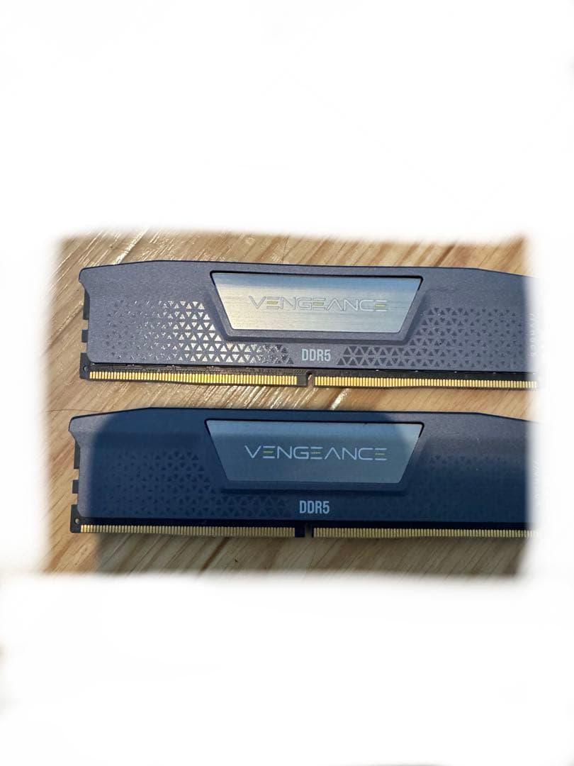 AMD Ryzen 7 8700G CPU,メモリddr5 32x2