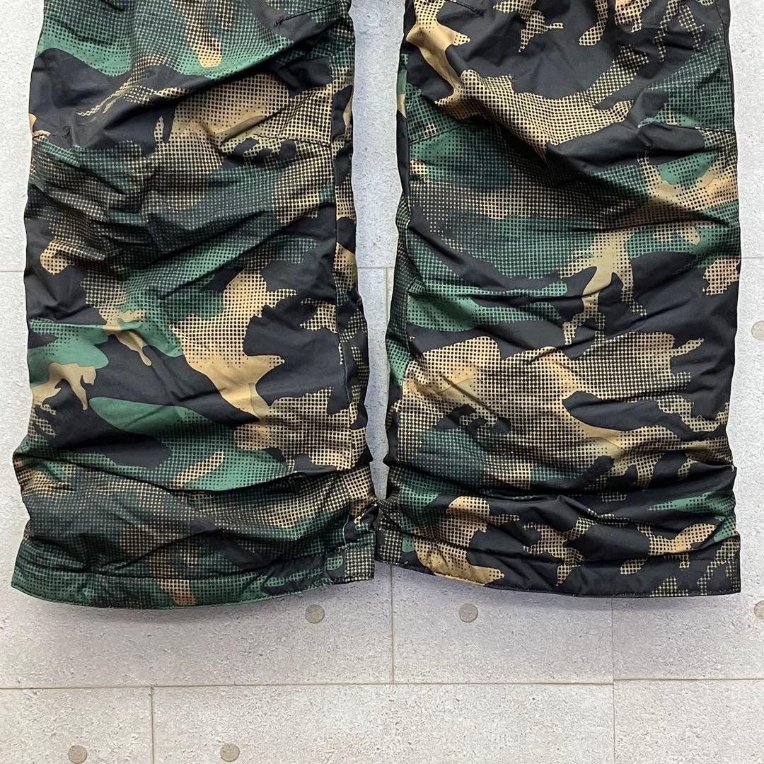 BURTON スノーボードパンツ 迷彩 カモフラ レディース L マルチカラー