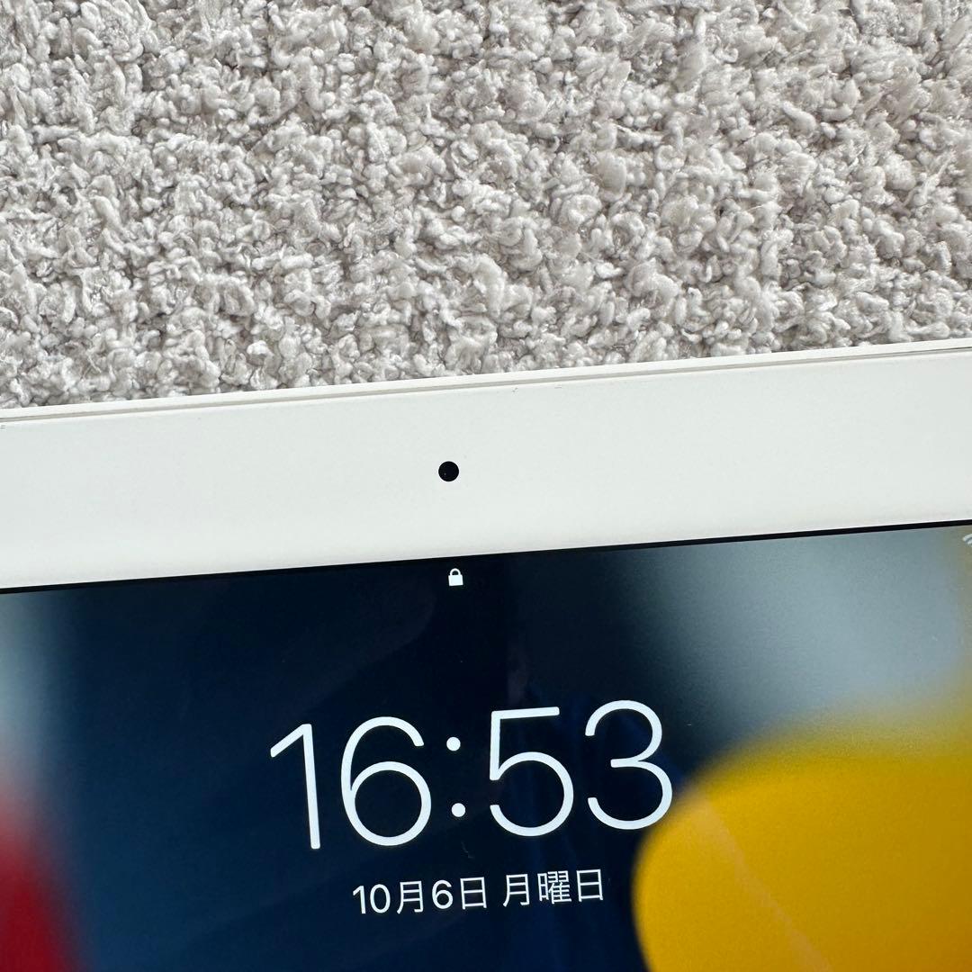 【美品】Apple iPad Air 第2世代 シルバー 9.7インチ 32GB