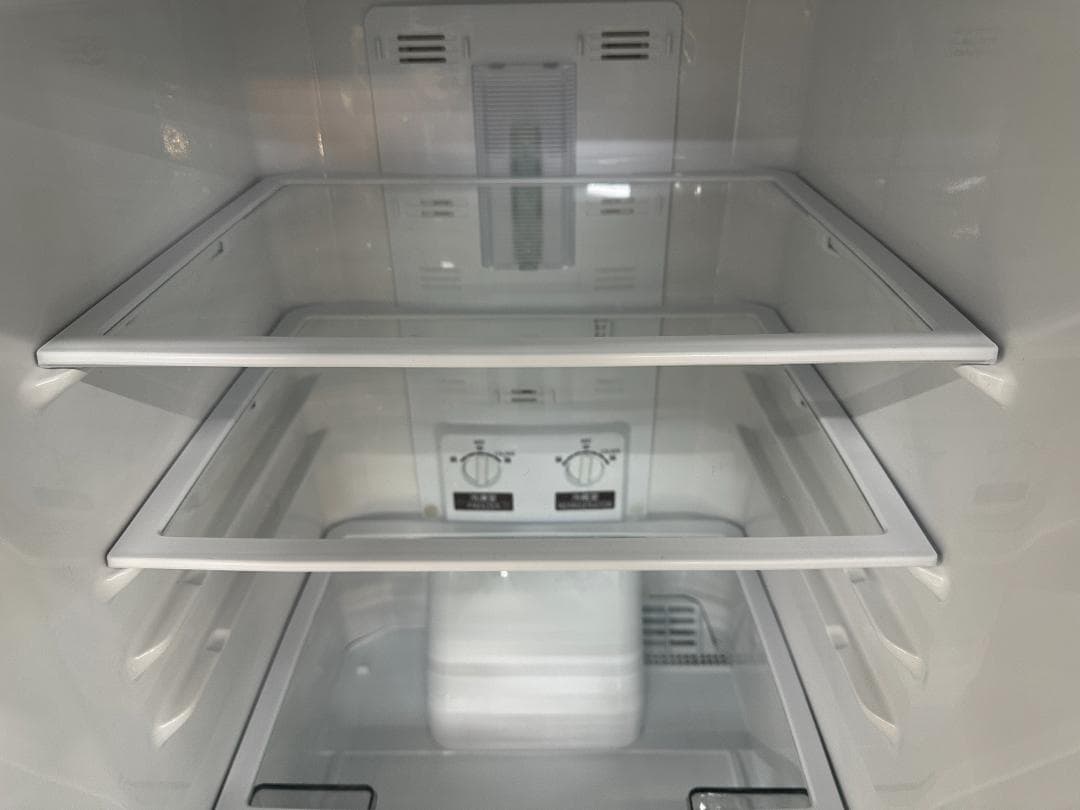 MITSUBISHI　冷凍冷蔵庫　146L　MR-P15F-W　2020年製