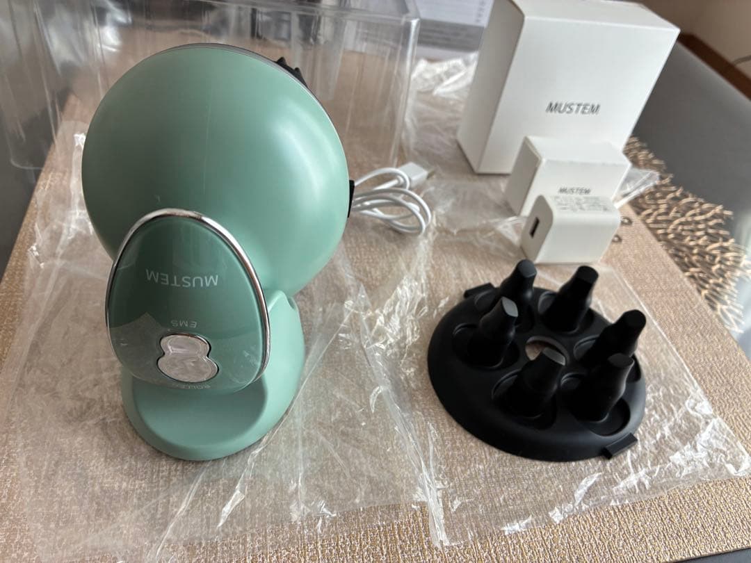 MUSTEM リラックスパ　頭皮マッサージ美容器