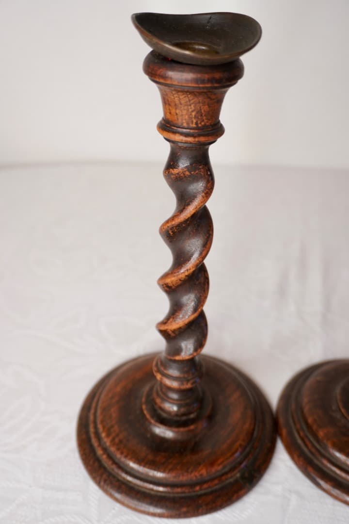 イギリス アンティーク 木製キャンドルホルダー 2個セット②