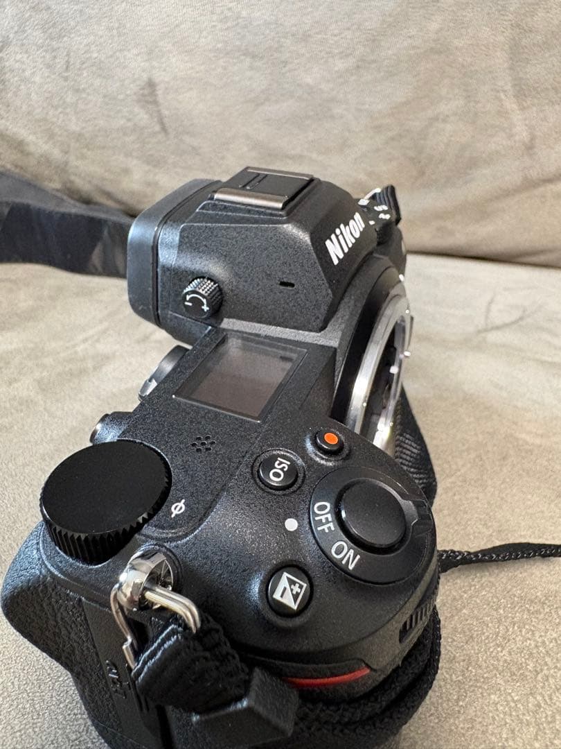 【美品】Nikon Z 6 II＋Z24-70mm 広角単焦点レンズ・おまけあり