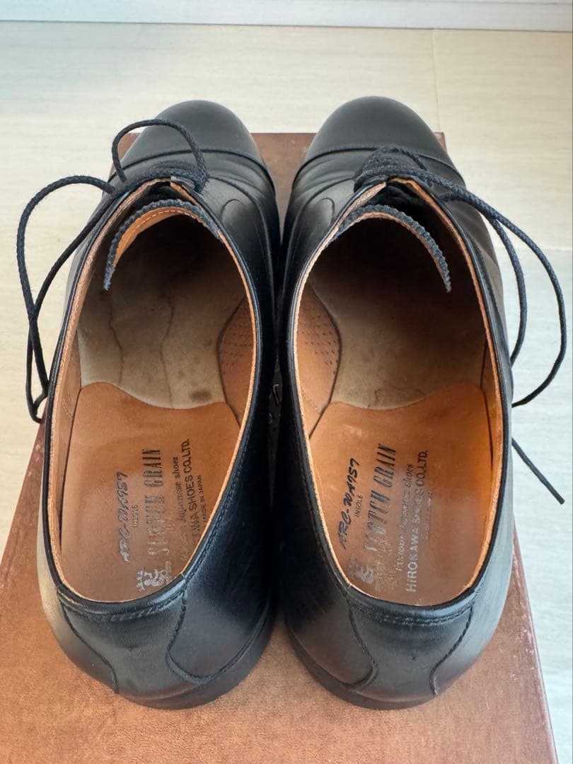 黒レザー スコッチグレイン ストレートチップ