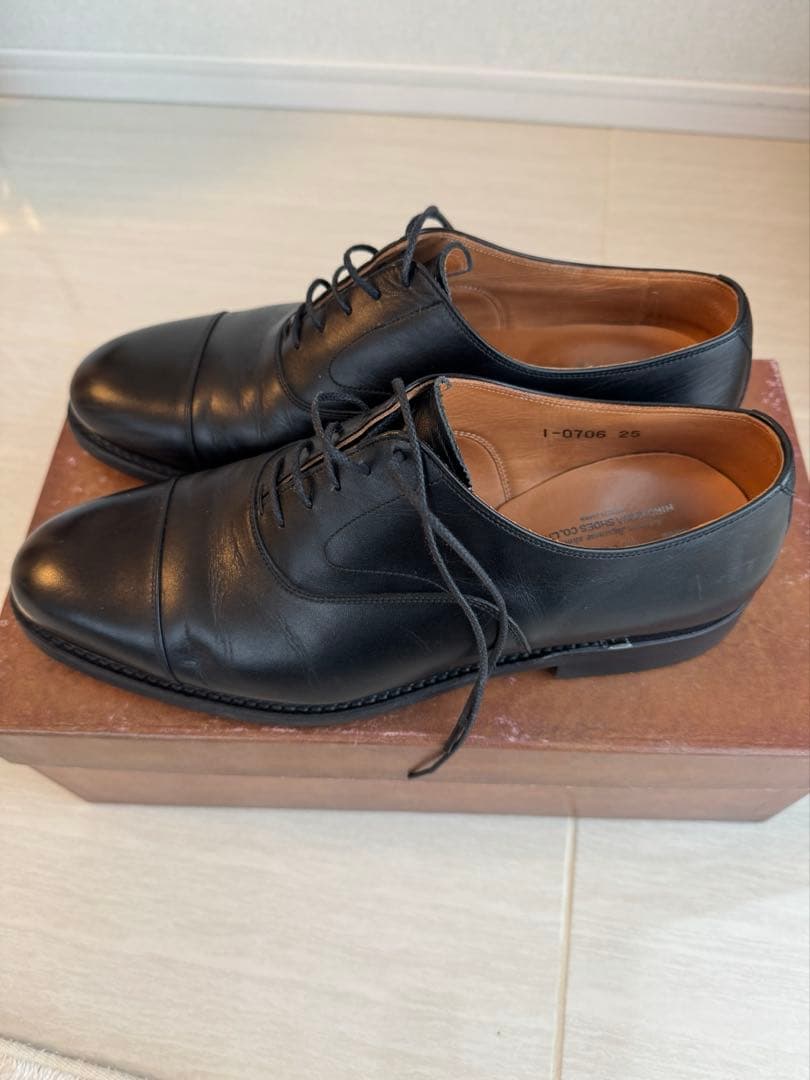 黒レザー スコッチグレイン ストレートチップ