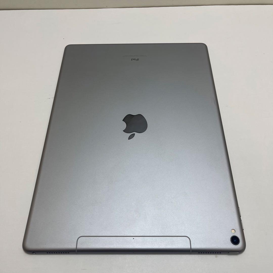 #675 iPad Pro 12.9inch 第2世代256Gb Cellula