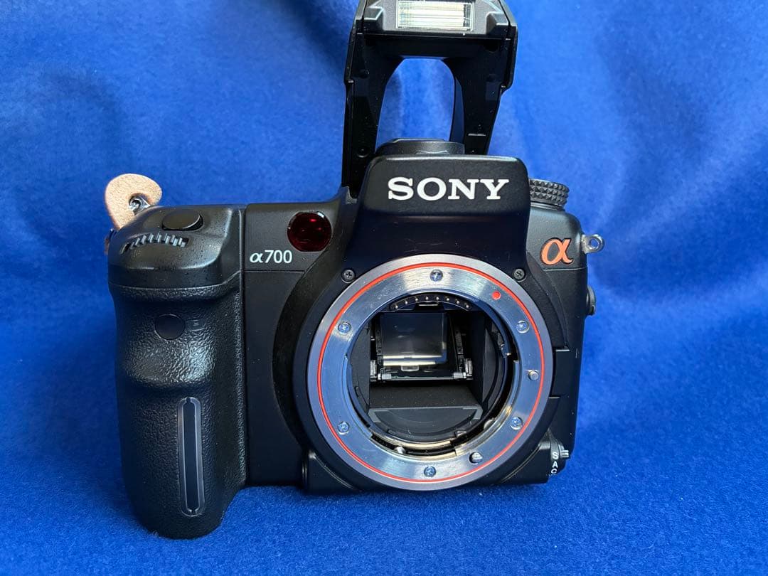 【セット】SONY α700 + 単焦点 ＋ バッテリー2個＋充電器