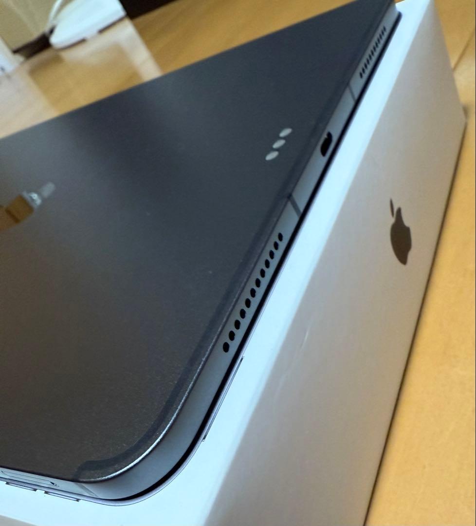 iPad Air 10.9 5 世代 Wi-Fi Cellular 256GB