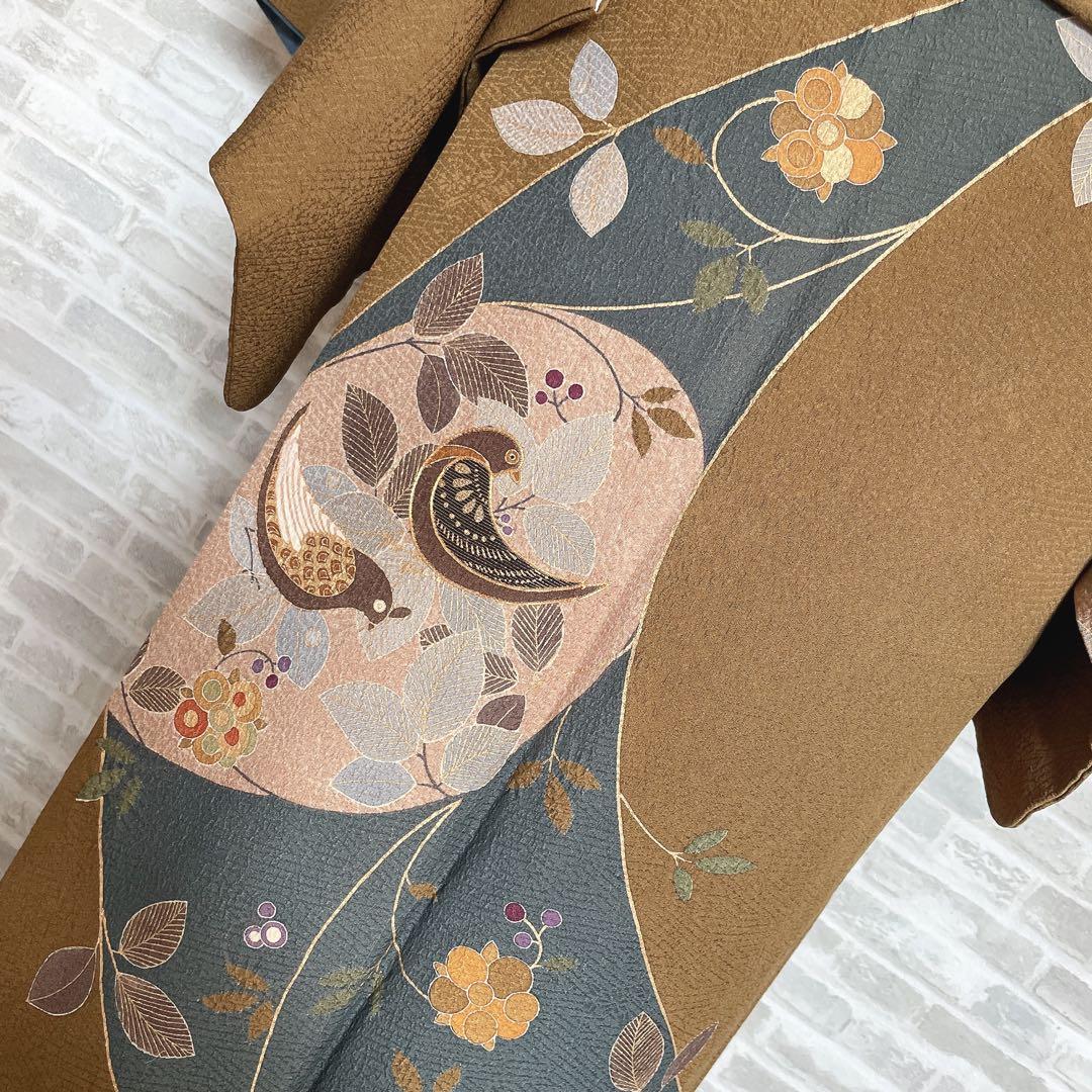 訪問着　フルセット　鳥　猫　鼠　旬　落款　可愛らしい　金駒刺繍　Q4