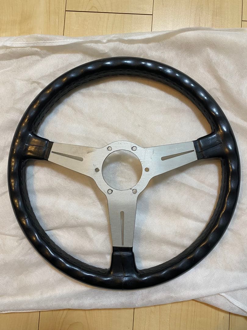【最終値下げ】Nardi Torino ステアリングホイール 本体