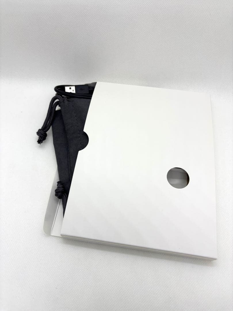 ほぼ未使用　DJI Osmo Mobile 6 スマートフォンスタビライザー