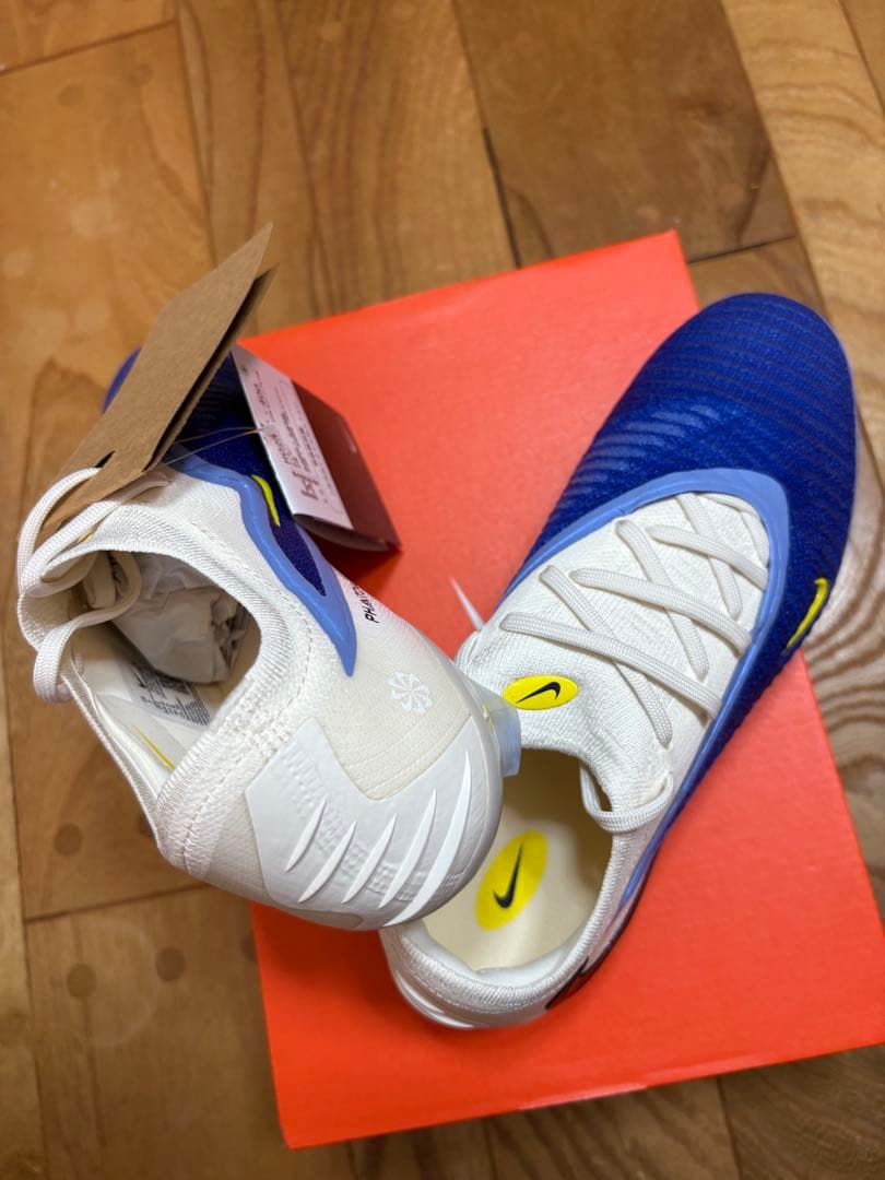 新品　大特価　ナイキ　ファントム 6 LOW エリート FG LV8 26.5