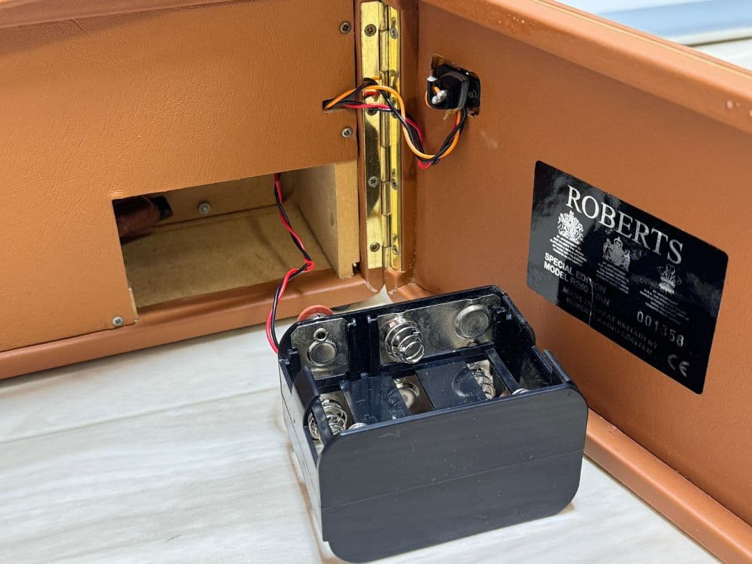 Roberts レトロラジオ ブラウン R250-TAN ジャンク