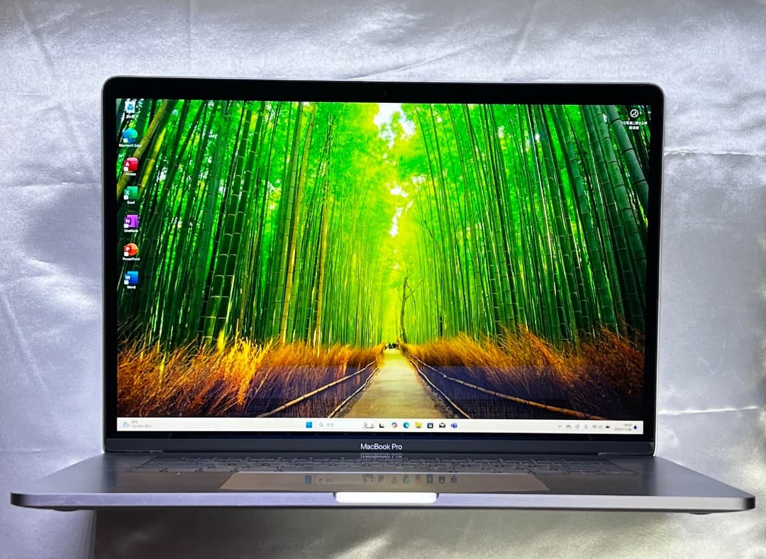 ダブルOS♪〜Mac & Windows 15インチ【CS6 / Office】