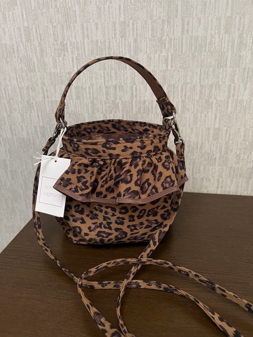 セツコサジテール　フィグ(ヒョウ柄)