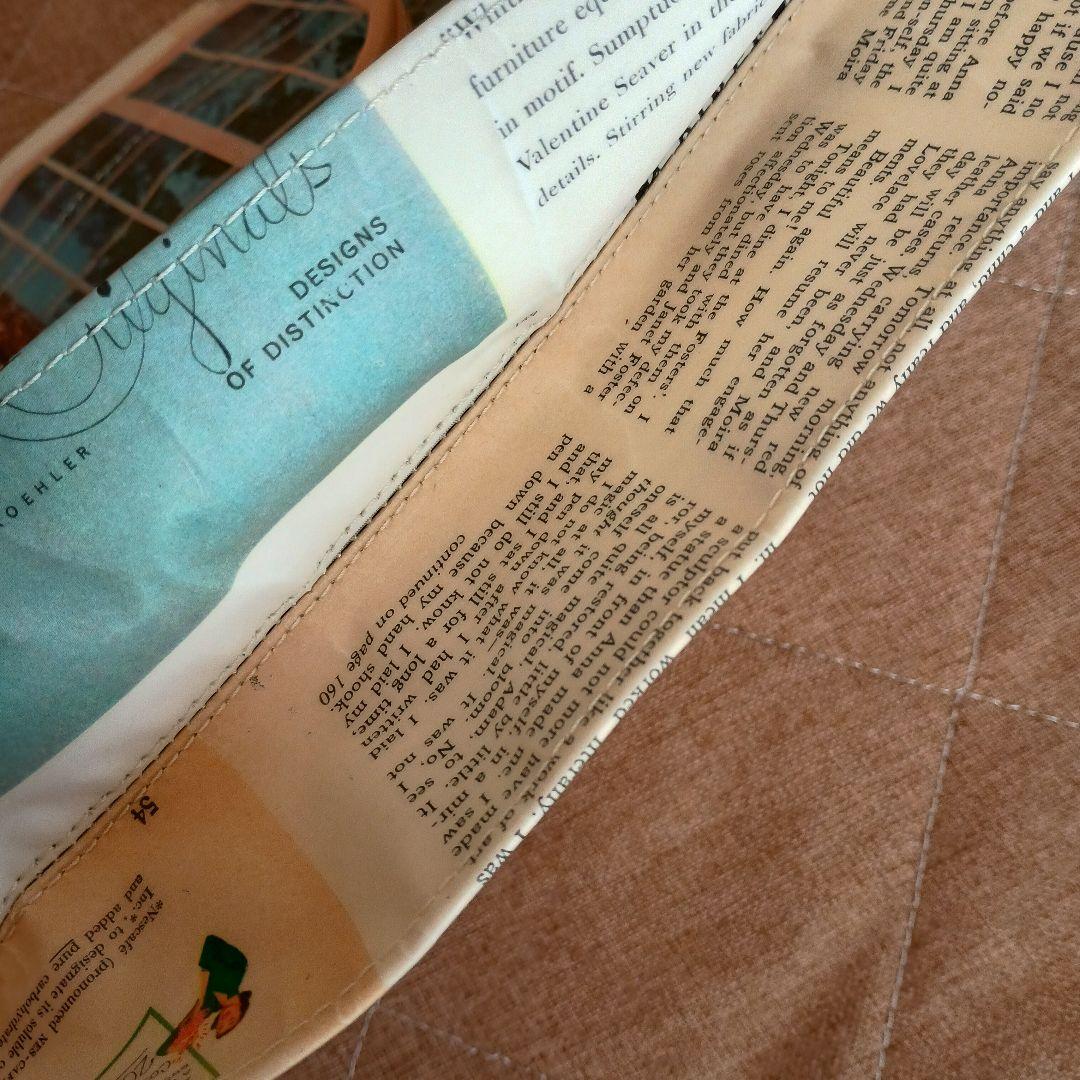 新品　A-griffe バッグ　アグリ東京　世界にひとつ　英字新聞