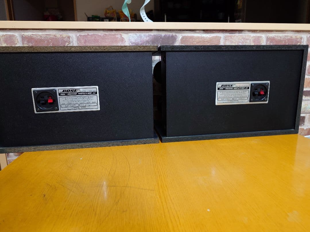 BOSE　301 music monitor-Ⅱ　天井吊下げブラケット　付き