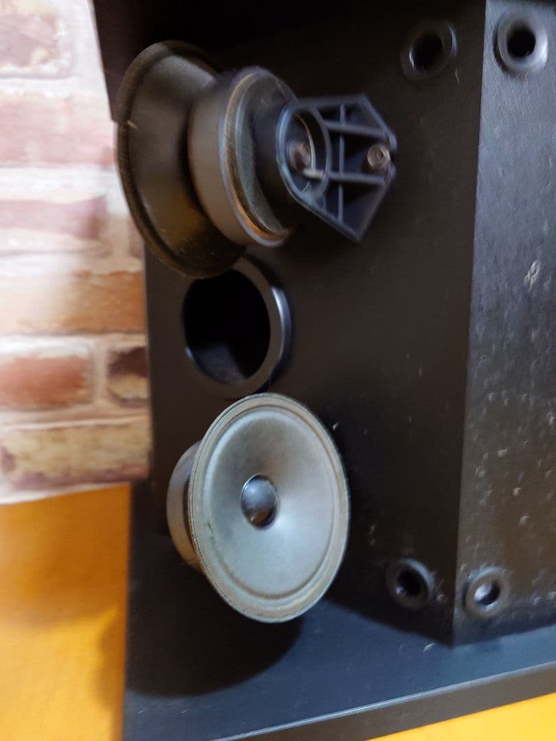 BOSE　301 music monitor-Ⅱ　天井吊下げブラケット　付き