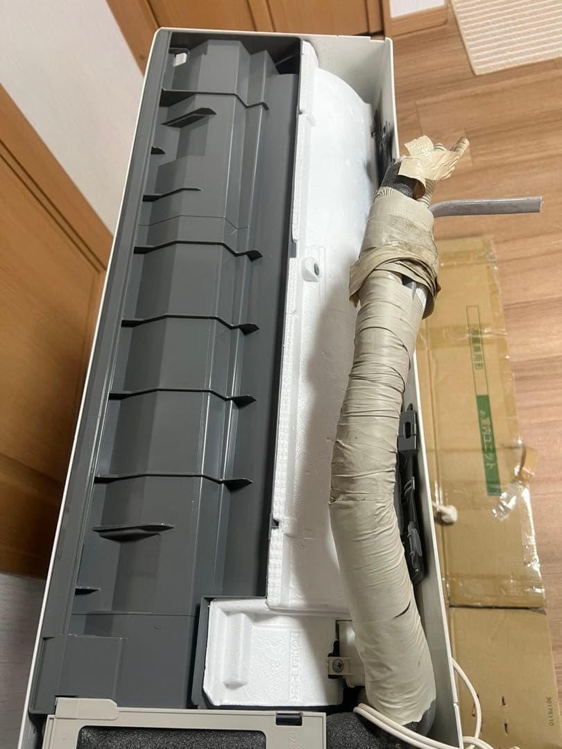 DAIKIN エアコン本体 ホワイト リモコン付き