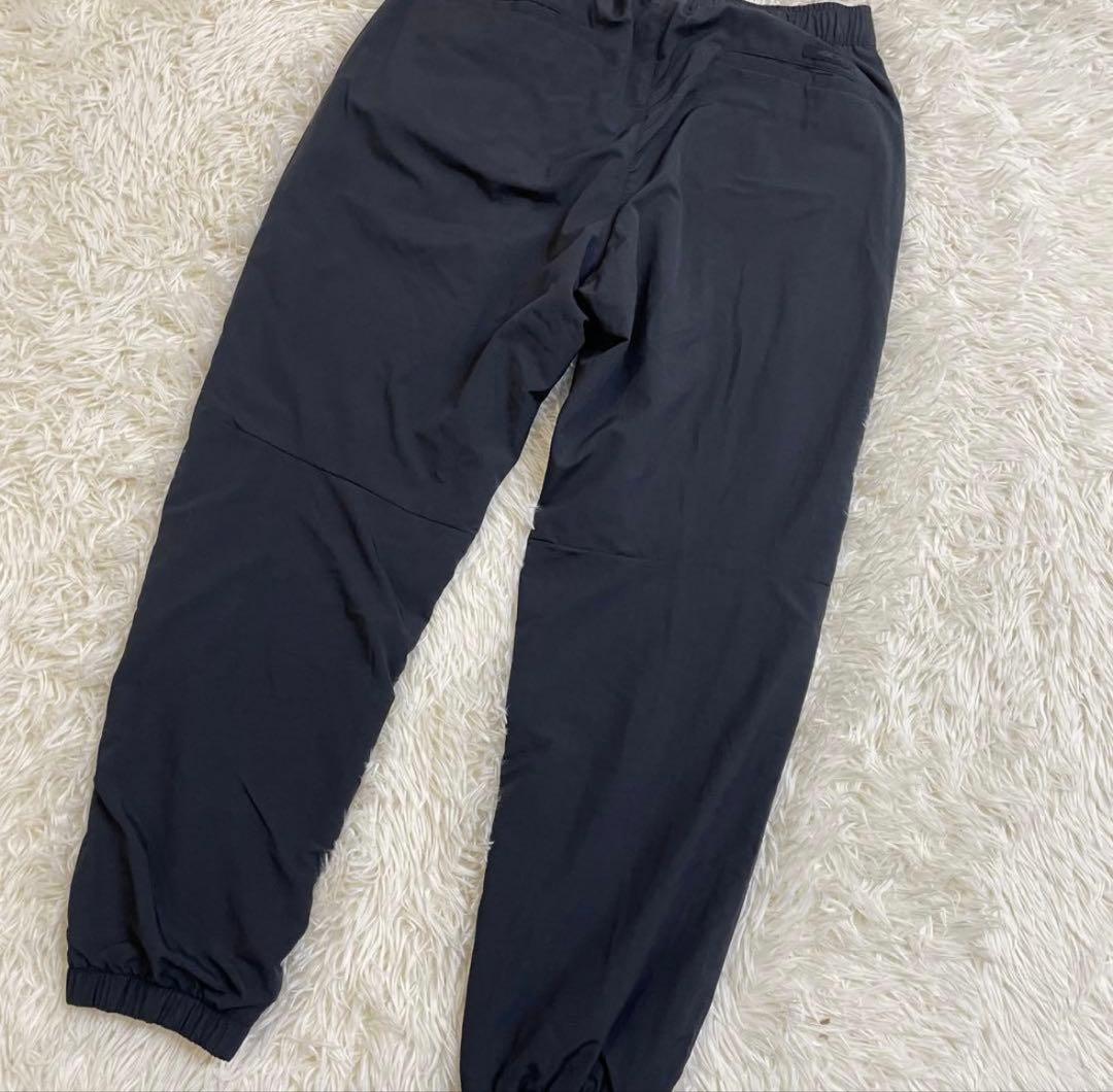 デサント　ジャージ　上下セット　セットアップ　エアーサモーション　ブラック　XL