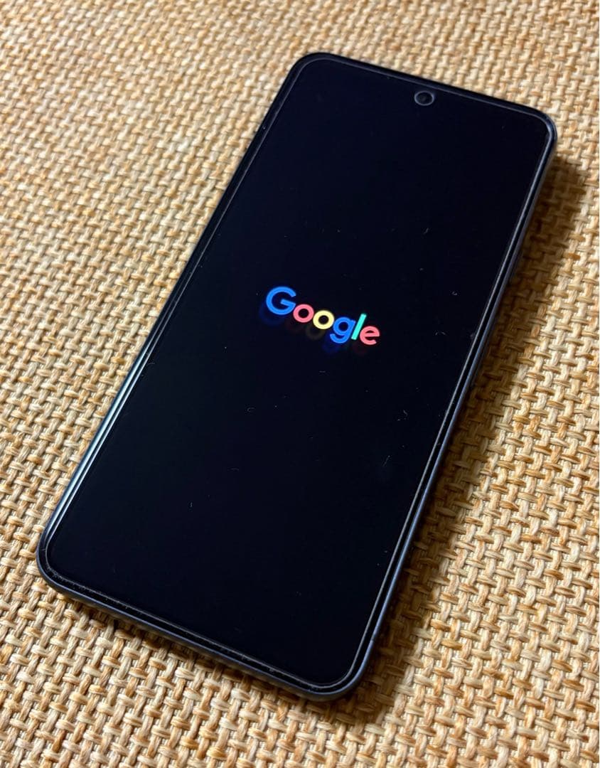 Google Pixel 8 本体