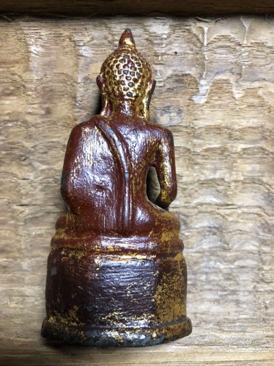 タイ　仏像　チェンセン様式　タイ仏