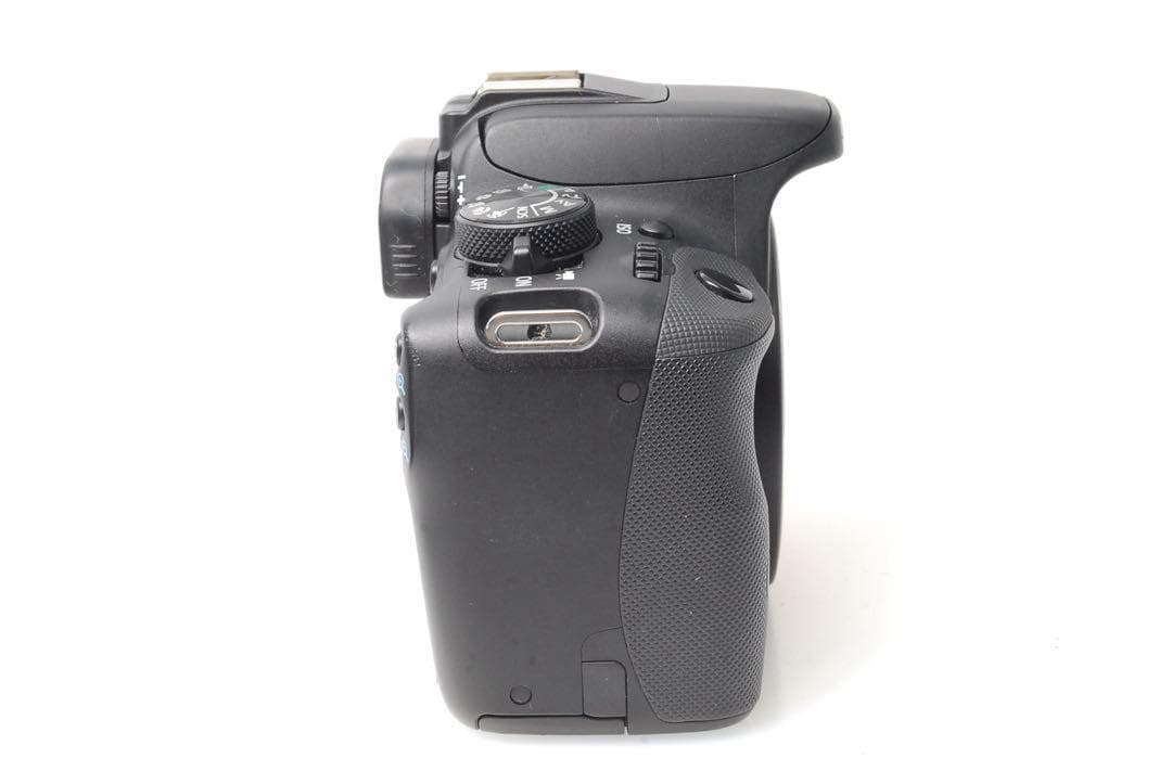 ✨ショット数4380回✨CANON KISS X7✨ダブルレンズ✨超軽量✨