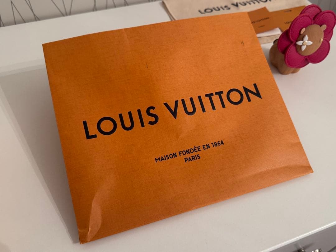 【LOUIS VUITTON】ヴィヴィエンヌ　ペチュラミニ　日本限定