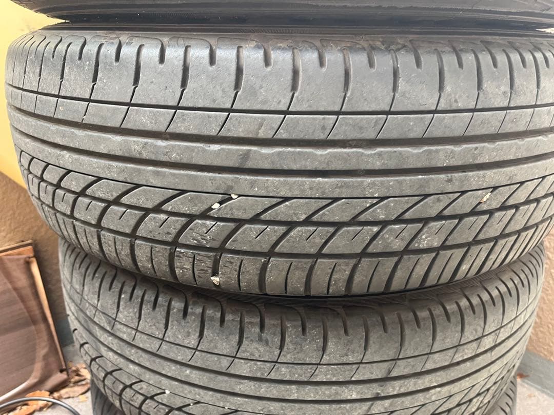 n*i様 ハイエースPARADA 16インチ タイヤホイールセット