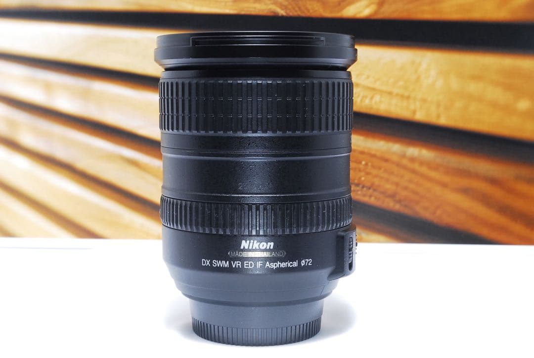 困ったらこれ一本 Nikon AF-S 18-200mm VR★ 付属備品多数