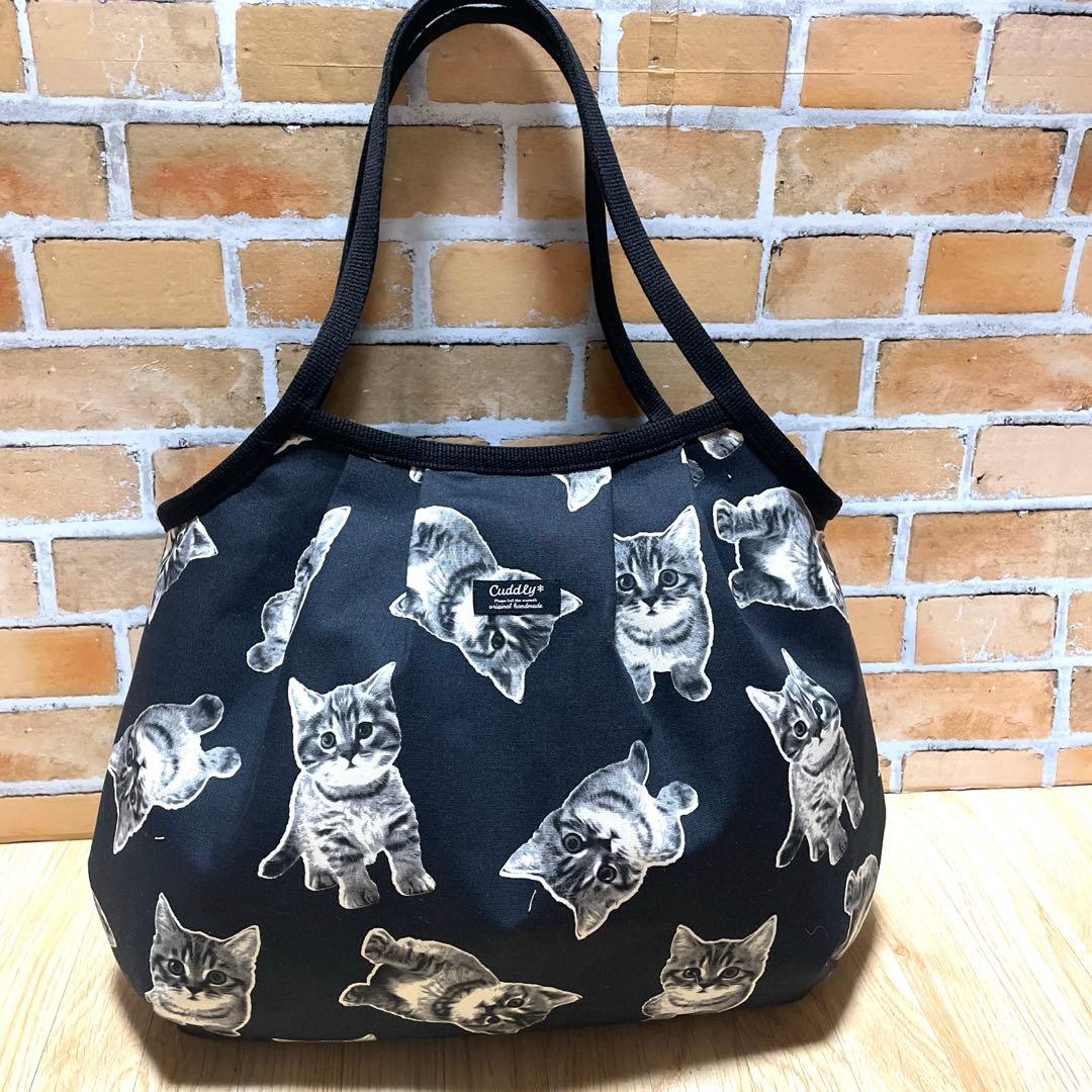 春幸秋様　10/15分　ネコちゃん　特大グラニー　ファスナー仕様