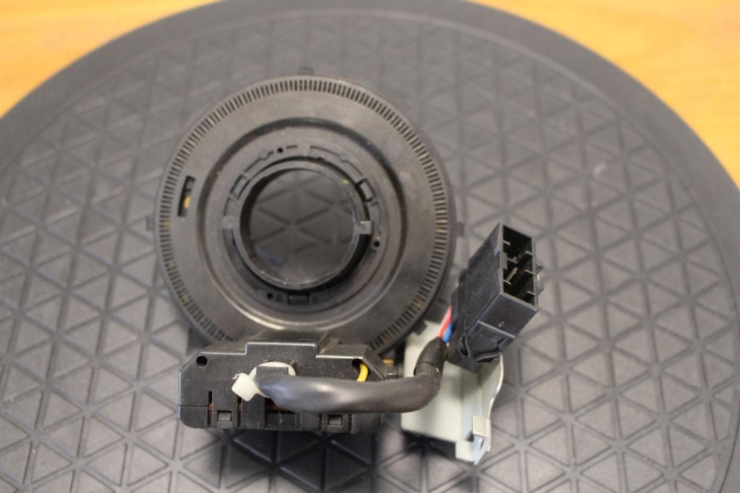 日産 R32 GT-R 後期 純正革巻きハンドル