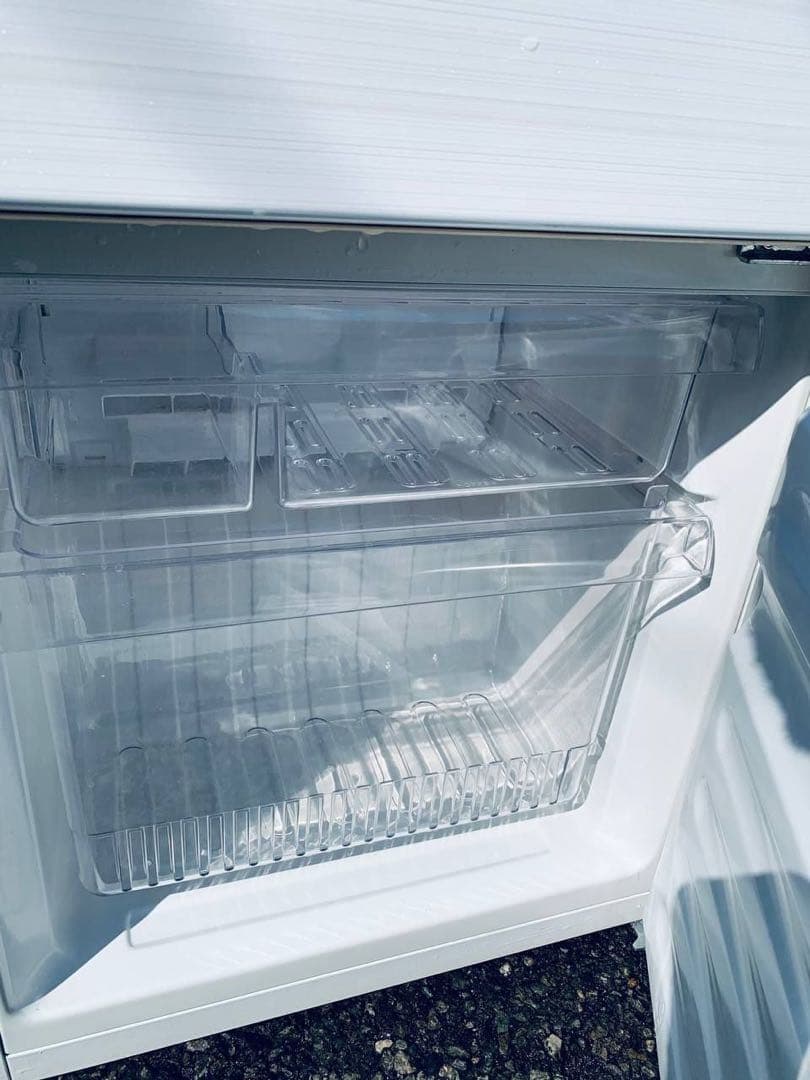 ♦ユーイング ノンフロン冷凍冷蔵庫【2014年製】UR-F110F