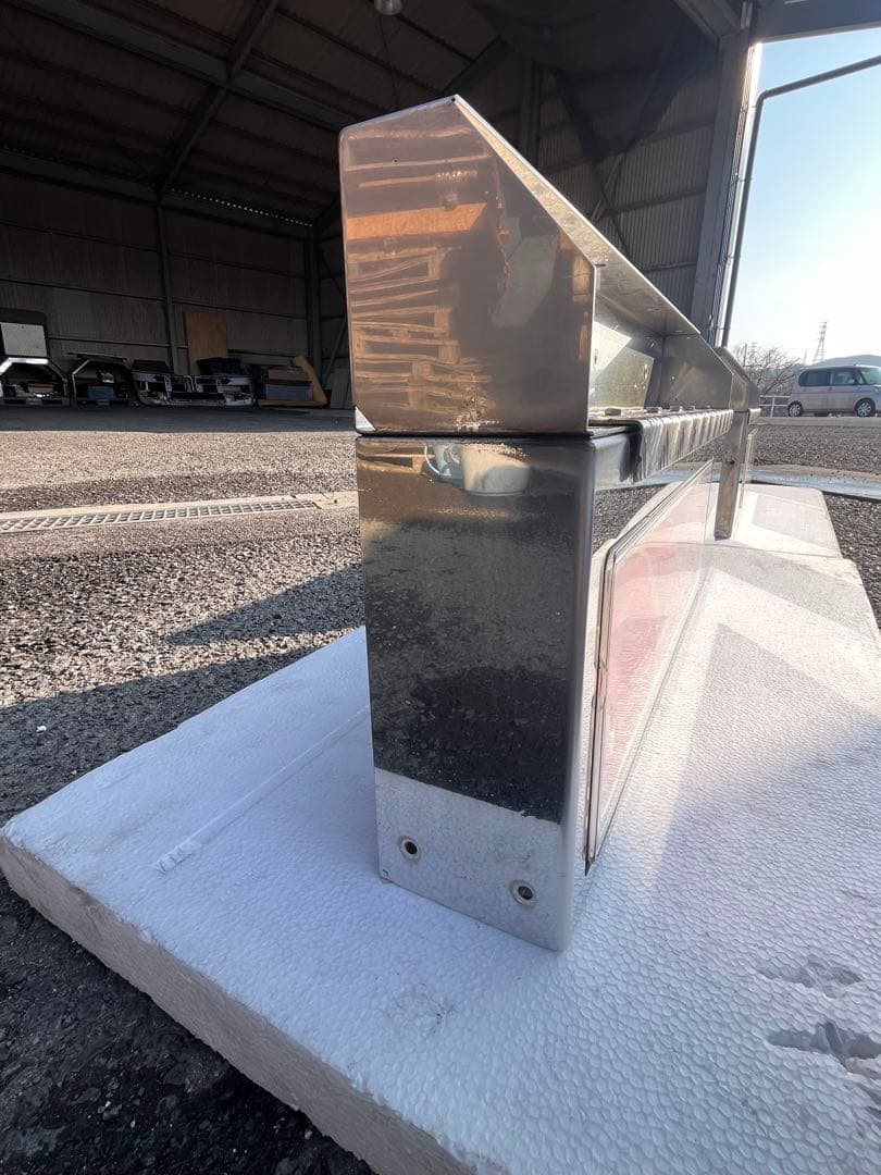 小糸製作所　３連シーケンシャルテール テールBOX 左右セット。